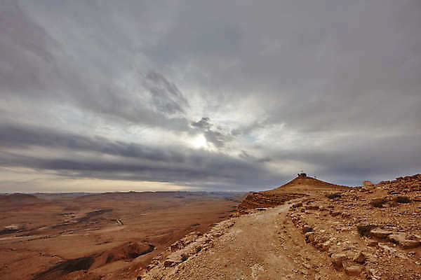 포토 JPG 해외이미지 공원 지구 모래 여행 오렌지 자연 하늘 산 풍경 사람없음 빨간색 컬러풀 사막 바위 분화구 동쪽 이스라엘 전국 해외202004 해외포토 공공시설 컬러 과일 돌_바위 방향 생태계 화산 서아시아 파일형식 이미지허브