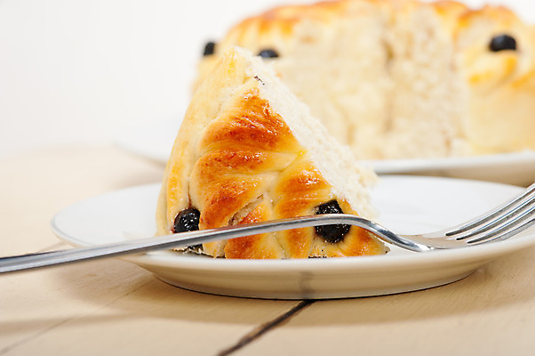 포토 JPG 해외이미지 빵 조각 포크 디저트 사람없음 아웃포커스 달콤 흰배경 블루베리 해외202004 해외포토 식기 음식 백그라운드 과일 촬영기법 흰색 맛 파일형식 이미지허브