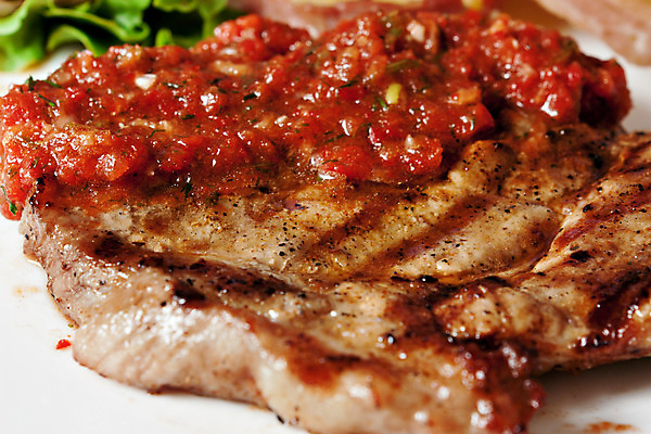 포토 JPG 해외이미지 음료 음식 십자가 잎 채소 부분 파슬리 건강 육류 돼지고기 요리 사람없음 가로 식사 저녁식사 신선 상추 굽기 먹기 허리 향신료 후추 점심식사 숙성 전경 해외202004 해외포토 식물 식재료 모션 풍경 신체부위 구이 향미료 파일형식 탑뷰 이미지허브