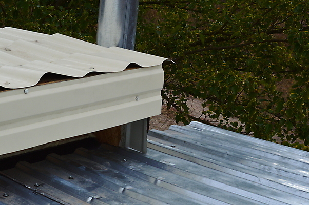 포토 JPG 해외이미지 산업 유리 지붕 주택 사람없음 재활용 판넬 절약 엔지니어 닫기 보호 묘사 조립 송곳 해외202004 해외포토 컨셉 모션 재질 건물 기술자 친환경 파일형식 이미지허브