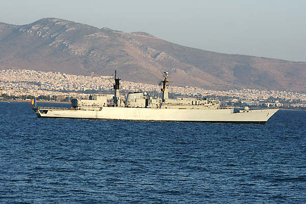 포토 JPG 해외이미지 교통시설 하늘 사람없음 파란색 힘 죽음 미사일 갑판 군용 싸움 전쟁 함선 해군 군함 육군 엔진 레이더 총포 해병대 해외202004 해외포토 컬러 교통 배_교통 모션 군대 시설 파일형식 이미지허브