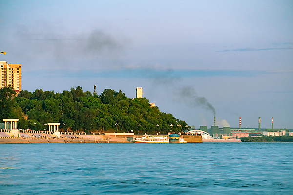 포토 JPG 해외이미지 나무 디자인 아시아 종교 여행 백그라운드 건축양식 자연 하늘 부동산 새로움 풍경 사람없음 야외 건물 초록색 물 여름 파란색 강 도시풍경 성당 교회 맑음 황혼 일몰 흰색 도시 변화 러시아 멀리 동쪽 천연기념물 러시아인 해외202004 해외포토 자연요소 서양인 식물 건축물 계절 건축 유럽 나라 컬러 컨셉 종교건축 날씨 노을 재산 방향 생태계 파일형식 이미지허브
