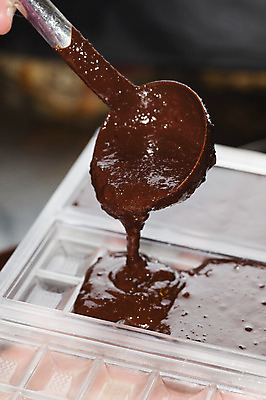 포토 JPG 해외이미지 음식 조각 패턴 재료 지팡이 건조 건강 사람없음 갈색 쌓기 초콜릿 검은색 어둠 이탈리아 블록 우유 견과류 바 막대기 우아함 달콤 맛 설탕 먹기 크림 준비 정사각형 망고 코코아 덩어리 무화과 고립 살구 카카오 피스타치오 개암 억울 해외202004 해외포토 도형 열매 감정 유럽 음료 컬러 컨셉 무늬 과일 모션 디저트 유제품 열대과일 파일형식 이미지허브