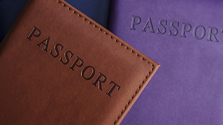 포토 JPG 해외이미지 손 종이 여행 백그라운드 돈 비즈니스 교통시설 휴가 비행기 사람없음 여행객 정보 흰색 신용카드 티켓 공항 항공 출발 문서 여권 승객 통과 대패 이민 해외202004 해외포토 컬러 교통 이동 컨셉 항공교통 대중교통 사람 신체부위 금융 재산 시설 파일형식 이미지허브