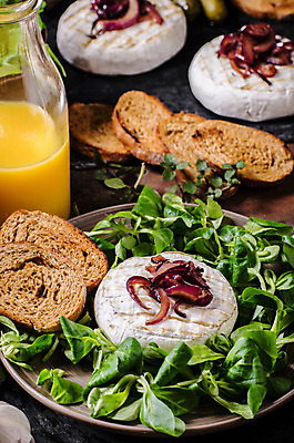 포토 JPG 해외이미지 접시 음식 빵 백그라운드 재료 탁자 치즈 건강 요리 사람없음 목재 식사 저녁식사 샐러드 흰색 시골 신선 원형 맛 그릴 오렌지주스 상품 굽기 먹기 머스터드 허브 유기농 토스트 꿀 양고기 로즈메리 프랑스어 바이오 방식 해외202004 해외포토 도형 나무 식물 문자 식기 웰빙 컬러 가구 컨셉 모션 주방용품 유제품 육류 소스_음식 과일주스 구이 파일형식 이미지허브