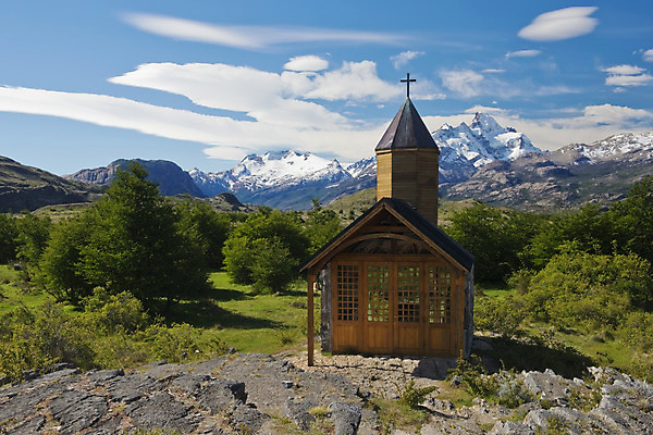 포토 JPG 해외이미지 호수 산 주택 파노라마 국립공원 사람없음 목재 농장 교회 세계문화유산 기념물 아르헨티나 해외202004 해외포토 나무 공원 농업 재료 종교건축 촬영기법 건물 문화재 남아메리카 파일형식 이미지허브