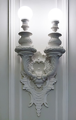 포토 JPG 해외이미지 디자인 벽 가구 백그라운드 전구 건축양식 유리 호텔 조명 주택 실내 그림자 미술 사람없음 내부 장식 빛 금속 방 회색 수확 골동품 등불 램프 클래식 우아함 야간 복고 리빙 옛날 해외202004 해외포토 자연요소 건축 컬러 생활용품 컨셉 농업 재질 숙소 문화예술 건물 파일형식 이미지허브