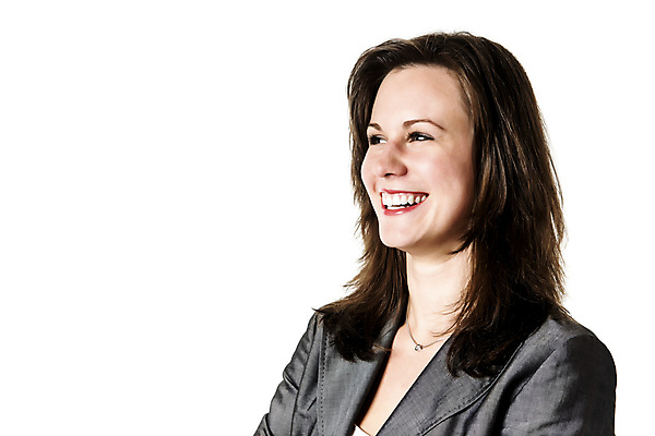 포토 JPG 해외이미지 백인 모델 직업 1 응시 여자 행복 백그라운드 비즈니스 성공 노동자 갈색머리 한명 서기 미소 웃음 사람 정장 사무실 유행 흰색 비즈니스우먼 자신감 경영자 경영 고립 해외202004 해외포토 서양인 헤어스타일 시선 옷 감정 컬러 컨셉 모션 표정 직장인 리더 파일형식 이미지허브