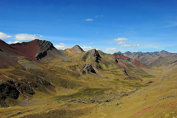 포토 JPG 해외이미지 여행 백그라운드 무지개 자국 자연 산 파노라마 풍경 사람없음 빨간색 컬러풀 미국 트래킹 하이킹 시력 남쪽 페루 해외202004 해외포토 자연요소 컬러 북아메리카 레저 촬영기법 남아메리카 방향 생태계 파일형식 이미지허브