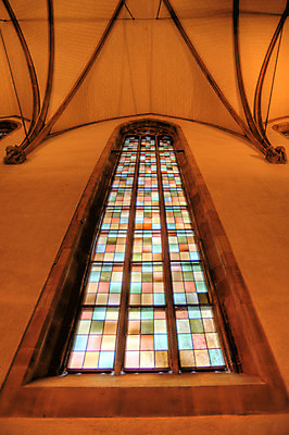 포토 JPG 해외이미지 중년 건축양식 창문 사람없음 성당 교회 어둠 기둥 해외202004 해외포토 건축 종교건축 성인 건물 파일형식 이미지허브