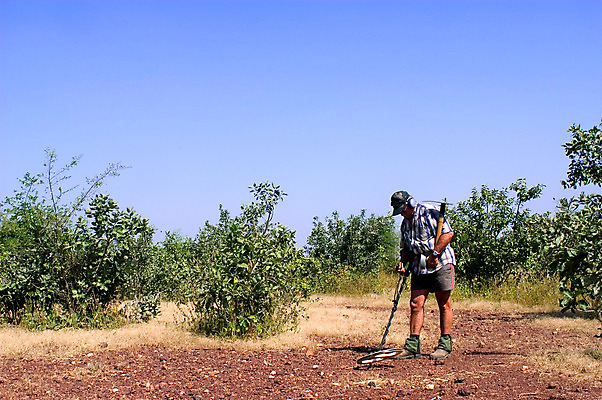 포토 JPG 해외이미지 전통 도로 스포츠 여행 교통시설 아프리카 자동차 자연 한명 인종 풍경 야외 마을 금속 검은색 운전 사막 재산 황금 땅 짐차 광부 오프로드 지질학 스타일 해외202004 해외포토 직업 1 교육 나라 길 육상교통 컬러 교통 모션 재질 사람 금융 시설 생태계 파일형식 이미지허브