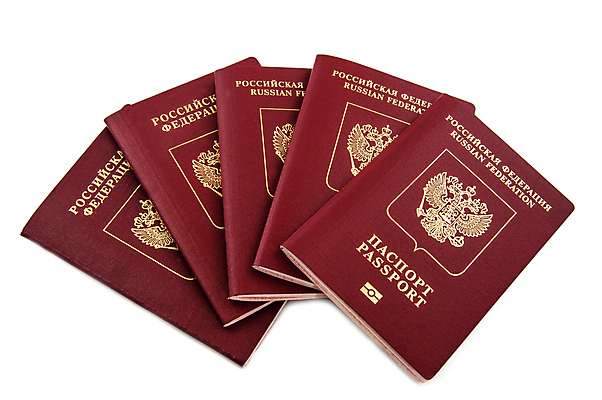 포토 JPG 해외이미지 여행 사람 사람없음 빨간색 자유 흰색 오브젝트 서비스 사인 문서 보안 러시아 여권 신분 법 독수리 과제 우표 시민 휘장 고립 러시아인 모스크바 방법 비자 전국 정부 제어 이민 세관 해외202004 해외포토 서양인 유럽 컬러 이동 컨셉 조류 안전 국민 파일형식 관세청 이미지허브