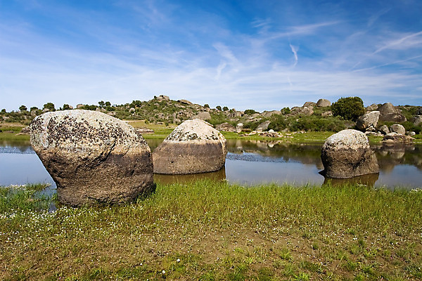 포토 JPG 해외이미지 유럽 호수 자연 풍경 사람없음 태양 평화 맑음 고요 스페인 암초 석호 로스앤젤레스 해외202004 해외포토 자연요소 나라 컨셉 날씨 미국 생태계 파일형식 이미지허브