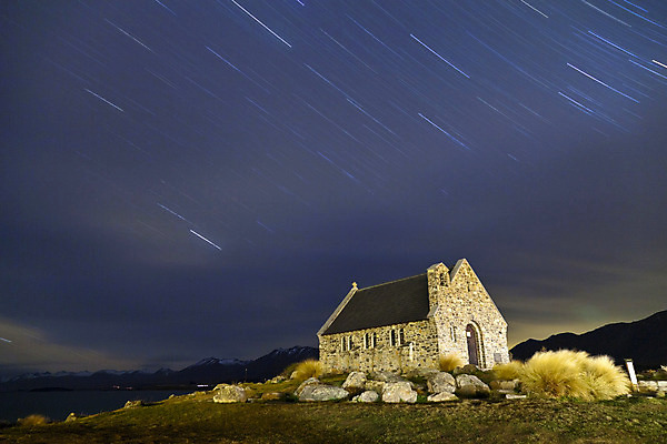포토 JPG 해외이미지 전통 별 종교 호수 섬 여행 백그라운드 자연 하늘 휴가 새로움 주택 풍경 사람없음 야외 건물 파란색 갈색 교회 어둠 산책로 소용돌이 바위 최고 양치기 야간 작음 시골집 뉴질랜드 신성 천문학 남쪽 옛날 해외202004 해외포토 자연요소 직업 건축물 교육 길 컬러 컨셉 종교건축 회오리 돌_바위 오세아니아 크기 방향 생태계 파일형식 이미지허브