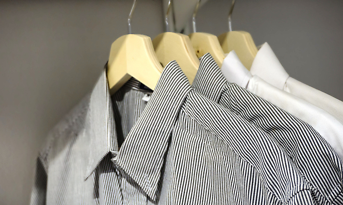 포토 JPG 해외이미지 드레스 옷 산업 선 셔츠 티셔츠 오렌지 종류 사람없음 목재 빨간색 세로 초록색 파란색 유행 상점 여러개 활발 회색 직물 면 선택 옷걸이 수집 블라우스 소매 강렬 스타일 많음 해외202004 해외포토 나무 컬러 다수 컨셉 상의 과일 재료 파일형식 이미지허브