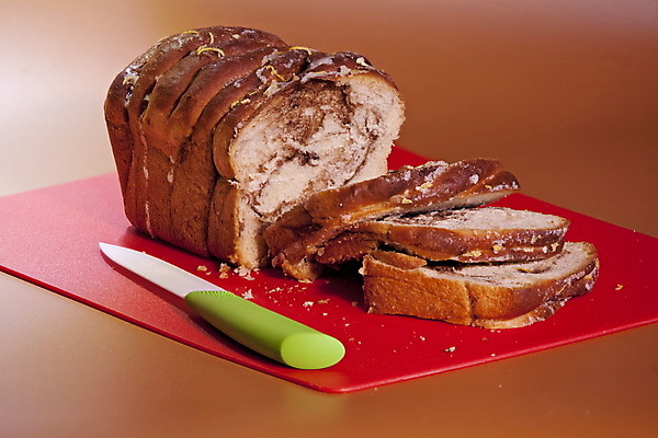 포토 JPG 해외이미지 손 음식 빵 조각 요리 사람없음 빛 갈색 노란색 케이크 식사 빵집 껍질 신선 황금 칼 오븐 달콤 맛 아침식사 설탕 자르기 밀 굽기 질감 심플 밀가루 덩어리 시나몬 핸드메이드 해외202004 해외포토 컬러 컨셉 모션 디저트 곡류 신체부위 상점 가전제품 가루 구이 파일형식 이미지허브