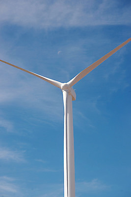 포토 JPG 해외이미지 하늘 사람없음 세로 기계 발전기 모터 해외202004 해외포토 발전소 파일형식 이미지허브