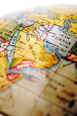 포토 JPG 해외이미지 지도 사람없음 장난감 지구본 수확 복고 전쟁 영토 아라비아 이라크 정치 해외202004 해외포토 농업 중동 파일형식 이미지허브