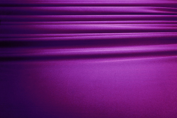 포토 JPG 해외이미지 모양 디자인 파도 백그라운드 패턴 곡선 텍스트 침구 프레임 미술 사람없음 장식 빛 유행 직물 커튼 개울 우아함 매끈함 자주색 실크 제비꽃 질감 캔버스 부드러움 고립 구김 접기 카피스페이스 벨벳 해외202004 해외포토 꽃 선 바다 컬러 컨셉 무늬 모션 문화예술 강 공백 감각 파일형식 이미지허브