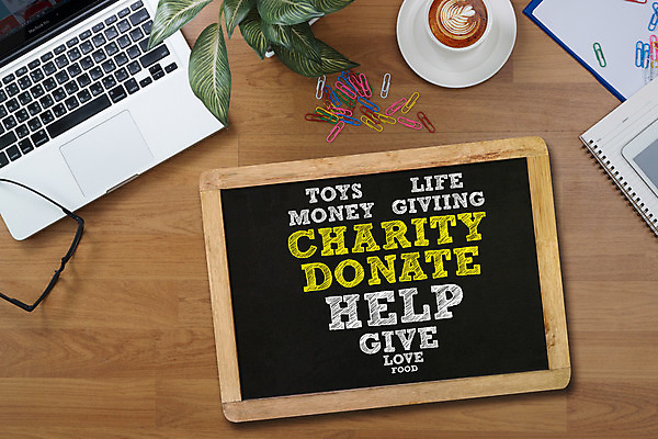 포토 JPG 해외이미지 라이프스타일 손 인터넷 비즈니스 통신 직장 사람없음 노트북 컴퓨터 글로벌 희망 타이핑 작업 도움 비즈니스우먼 네트워크 연결 스케치 무선전화기 복지 분석 주기 그림 안심 온라인 기부 기관 소셜 자선 지원 헬프 네트워킹 자선단체 해외202004 해외포토 여자 감정 컨셉 회사 모션 육류 미술 생활 신체부위 전자제품 봉사 직장인 그룹 사회이슈 전화기 파일형식 이미지허브