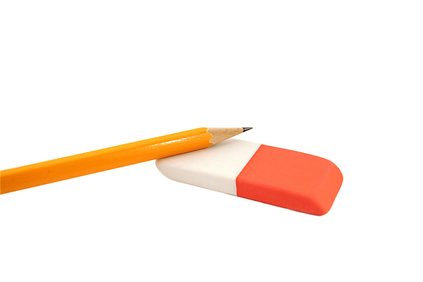 포토 JPG 해외이미지 교육 어린이 학교 사람없음 목재 빨간색 연필 노란색 흰색 공구 기록 그리기 신학기 지우개 고무 고립 해외202004 해외포토 나무 컬러 재료 모션 학용품 사람 필기구 도구 파일형식 이미지허브