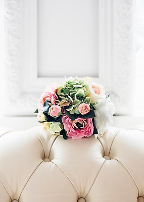 포토 JPG 부케 배경화면 결혼 사람없음 아웃포커스 결혼소품 국내포토 꽃다발 촬영기법 이벤트 오브젝트 파일형식