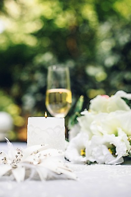 포토 JPG 주간 꽃 결혼 초 사람없음 야외 아웃포커스 결혼소품 웨딩테이블 국내포토 자연요소 식물 탁자 촬영기법 이벤트 오브젝트 파일형식