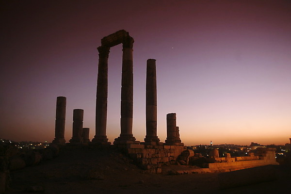 포토 JPG 해외이미지 아시아 중동 사람없음 도시 아라비아 요르단 파멸 해외202004 해외포토 나라 컨셉 파일형식 소멸 이미지허브