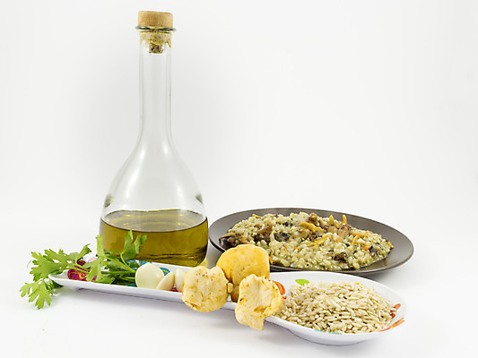 포토 JPG 해외이미지 접시 음식 다이어트 채소 유리 양파 건강 요리 사람없음 식사 저녁식사 버섯 이탈리아 샐러드 흰색 신선 먹기 허브 올리브 상승 점심식사 리조또 삶기 해외202004 해외포토 식물 식기 열매 유럽 컬러 컨셉 모션 재질 파일형식 이미지허브