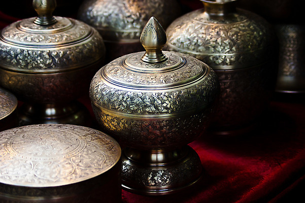 포토 JPG 해외이미지 디자인 문화 패턴 태국 표면 유물 미술 사람없음 금속 기계 수확 골동품 도구 우아함 묘사 오브젝트 수공예 놋쇠 옛날 스타일 해외202004 해외포토 전통 아시아 컨셉 무늬 농업 재질 문화예술 공예 파일형식 이미지허브