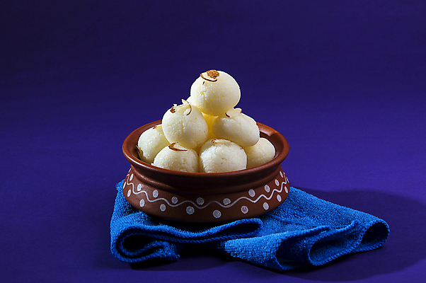 포토 JPG 해외이미지 디저트 사람없음 도자기 원형 사기그릇 냅킨 인도음식 해외포토 도형 그릇 음식 동양음식 파일형식 이미지허브