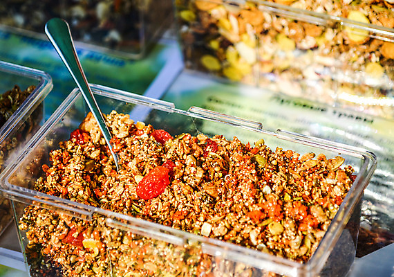 포토 JPG 해외이미지 식물 그릇 열매 음료 음식 조각 다이어트 과일 유리 탁자 아침 건강 식이요법 씨앗 사람 사람없음 목재 가로 갈색 노란색 숟가락 식사 우유 견과류 금지 흰색 시골 오픈 항아리 체리 사발 아침식사 낟알 시리얼 밀 만취 먹기 유기농 서빙 섬유 꿀 오트밀 핸드메이드 전경 귀리 해외202004 해외포토 주간 나무 식기 웰빙 컬러 가구 재료 모션 재질 유제품 곡류 수저 풍경 직물 도자기 사기그릇 술취함 파일형식 탑뷰 이미지허브