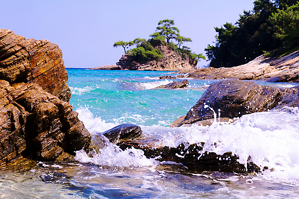 포토 JPG 해외이미지 파도 바다 섬 여행 백그라운드 이동 패턴 모션 자연 하늘 표면 낚시 날씨 휴식 풍경 사람없음 물 파란색 컬러풀 평화 꿈 안개 바위 만 그리스 장면 블러 해외202004 해외포토 자연요소 유럽 컬러 컨셉 무늬 레저 돌_바위 생태계 파일형식 이미지허브