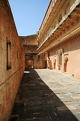 포토 JPG 해외이미지 전통 디자인 벽 건축양식 벽돌 사람없음 건물 세계 여행객 궁전 도시 행운 성 센터 역사 재산 황금 땅 인도인 폐허 지역 천연기념물 안뜰 옛날 힌두교 해외202004 해외포토 외국인 건축물 건축 종교 컨셉 고건축 사람 동양인 금융 파일형식 이미지허브