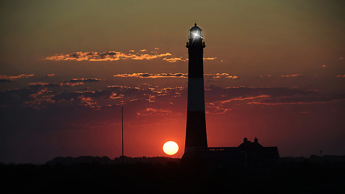 포토 JPG 해외이미지 구름 파도 바다 섬 여행 백그라운드 지도 오렌지 자연 하늘 주택 등대 항해 경고 풍경 사람없음 야외 건물 물 여름 빛 태양 반사 일출 어둠 황혼 일몰 야간 저녁 보안 네비게이션 해외202004 해외포토 자연요소 건축물 계절 배_교통 과일 안전 노을 생태계 파일형식 이미지허브