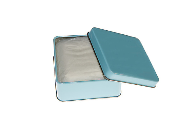 포토 JPG 해외이미지 1 전통 포장 표면 선물 안전 사람없음 빛 상자 라벨 상점 금속 장비 덮개 흰색 도구 공구 도움 오픈 보호 매끈함 작음 컨테이너 오브젝트 싱글 정사각형 심플 패키지 수납 직사각형 짐싸기 조립 고립 철강 해외202004 해외포토 도형 산업 컬러 컨셉 재질 프레임 뚜껑 감각 크기 파일형식 이미지허브