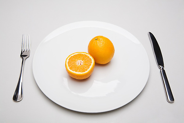 포토 JPG 해외이미지 그릇 접시 음식 포크 다이어트 오렌지 과일 재료 귤 건강 육류 요리 사람없음 컬러풀 노란색 주방 식당 주스 사막 에너지 흰색 신선 칼 달콤 맛 아침식사 상품 먹기 컵받침 순수 서빙 칼로리 내추럴 점심식사 식욕 해외202004 해외포토 식기 음료 컬러 컨셉 식재료 모션 상점 식사 받침대 파일형식 이미지허브