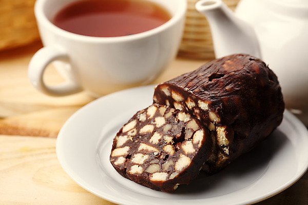 포토 JPG 해외이미지 탁자 디저트 따뜻함 사람없음 컵 노란색 케이크 초콜릿 소시지 차 달콤 맛 아침식사 찻주전자 해외202004 해외포토 식기 음료 음식 컬러 가구 컨셉 주전자 식사 가공식품 파일형식 이미지허브