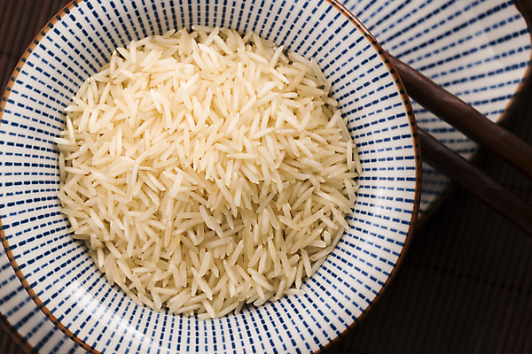 포토 JPG 해외이미지 음식 다이어트 밥 건강 식이요법 사람없음 목재 그룹 사발 낟알 시리얼 국자 고립 해외202004 해외포토 나무 재료 주방용품 사기그릇 파일형식 이미지허브