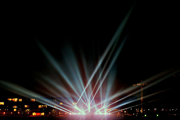 포토 JPG 해외이미지 여행 백그라운드 하늘 사람없음 건물 물 파란색 빛 강 도시풍경 컬러풀 여행객 산책로 신선 도시 야간 가득함 호기심 쇼 북쪽 폭설 해외202004 해외포토 자연요소 건축물 감정 길 컬러 컨셉 눈_날씨 사람 풍경 자연재해 방향 파일형식 이미지허브