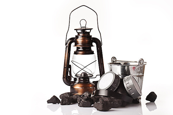 포토 JPG 해외이미지 식물 산업 조각 공장 사람없음 쌓기 우주 검은색 힘 장비 회색 에너지 흰색 도구 램프 뜨거움 역 안전모 헬멧 자르기 화석 연료 자원 흙더미 덩어리 연소 고립 석탄 착취 해외202004 해외포토 컬러 공업 교통시설 모션 조명 흙 안전장비 보호장비 파일형식 더미 이미지허브