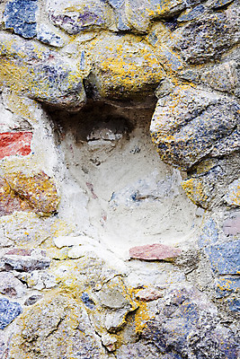 포토 JPG 해외이미지 별 벽 사람없음 빨간색 노란색 봄 회색 구멍 성 파멸 해외202004 해외포토 자연요소 건축물 계절 컬러 컨셉 파일형식 소멸 이미지허브