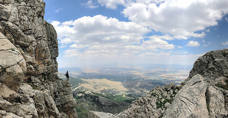 포토 JPG 해외이미지 나무 호수 자연 산 풍경 사람없음 초록색 물 절벽 도시 숲 모험가 발견 산악가 흥미 수평선 해외202004 해외포토 자연요소 식물 컬러 컨셉 생태계 파일형식 이미지허브