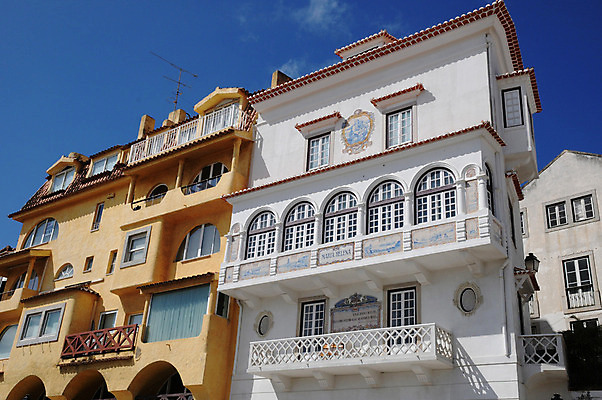 포토 JPG 해외이미지 건축양식 주택 사람없음 야외 건물 도시 역사 포르투갈 타운 해외202004 해외포토 건축물 건축 유럽 파일형식 이미지허브