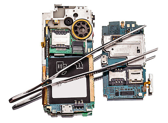 포토 JPG 해외이미지 백그라운드 통신 모바일 노동자 사람없음 스마트폰 핸드폰 재활용 손상 과학기술 도구 오픈 수리 전화기 오브젝트 서비스 고정 핀셋 혁명 깨짐 아이폰 업데이트 셀룰러 해외202004 해외포토 직업 컨셉 기술 전자제품 스마트기기 친환경 파일형식 이미지허브