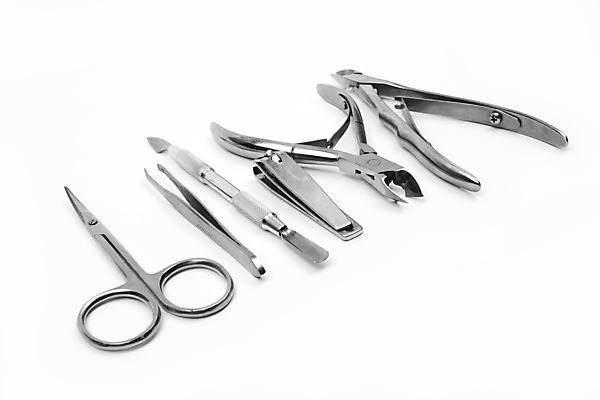 포토 JPG 해외이미지 백그라운드 사람없음 세트 위생용품 금속 화장품 장비 흰색 공구 못 그룹 칼날 손톱관리 손톱 자르기 수집 철 오브젝트 날카로움 광택 고립 돌봄 바디케어 위생관리 철강 페디큐어 해외202004 해외포토 손 컬러 생활용품 모션 재질 관리 뷰티 도구 네일아트 파일형식 이미지허브