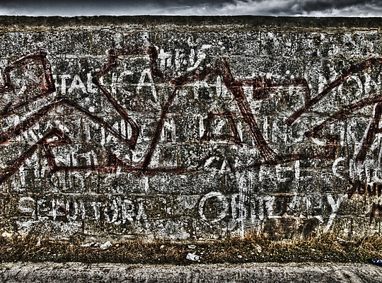 포토 JPG 해외이미지 벽 백그라운드 건축양식 벽돌 사람없음 건물 블록 도시 그래피티 지중해 묘사 질감 몰타섬 석회암 옛날 해외202004 해외포토 건축물 건축 바다 섬 암석 낙서 그림 몰타 파일형식 이미지허브