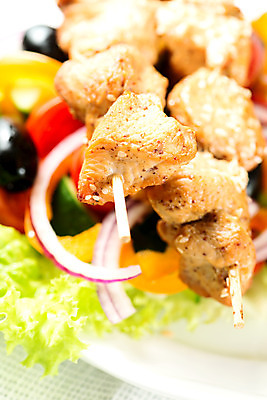 포토 JPG 해외이미지 접시 음식 잎 토마토 채소 재료 양파 건강 사람없음 빨간색 식사 저녁식사 치킨 샐러드 만남 식탁보 신선 꼬치 닫기 맛 아침식사 상추 오브젝트 올리브 날것 칠면조 점심식사 채식주의자 해외202004 해외포토 식물 식기 열매 컬러 컨셉 모션 조류 채식 닭고기요리 파일형식 이미지허브