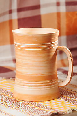 포토 JPG 해외이미지 전통 접시 디자인 문화 커피 음료 백그라운드 패턴 맥주 손잡이 미술 사람없음 장식 컵 세트 갈색 상점 머그컵 수확 흰색 시골 조끼 바 도자기 화려 사발 시장 냄비 수집 오브젝트 복고 기념품 점토 토기 유리주전자 수공예품 옛날 핸드메이드 스타일 해외202004 해외포토 식기 컬러 컨셉 무늬 농업 유리 주전자 문화예술 주류 외투 용기_그릇 사기그릇 솥 공예품 파일형식 이미지허브