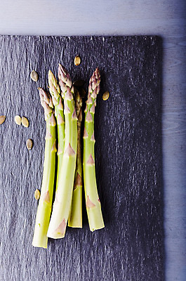 포토 JPG 해외이미지 음식 줄기 단풍 채소 재료 자연 반찬 사람없음 가로 초록색 쌓기 신선 다발 흰배경 유기농 아스파라거스 날것 건강식 숙성 채식주의자 카피스페이스 해외202004 비건음식 해외포토 식물 웰빙 컬러 백그라운드 잎 모션 공백 흰색 생태계 채식 파일형식 비건 이미지허브